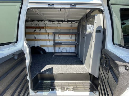 Used 2019 GMC Savana 2500 w/ Driver Convenience Package RWD image 14