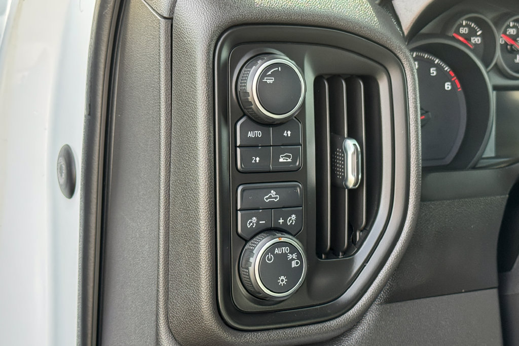 Used 2021 Chevrolet Silverado 1500 W/T w/ WT Value Package AWD/4WD image 22