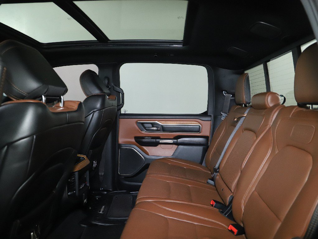 Used 2019 RAM 1500 Limited AWD/4WD image 16
