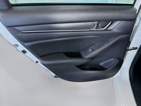 Used 2021 Honda Accord Sport image 26