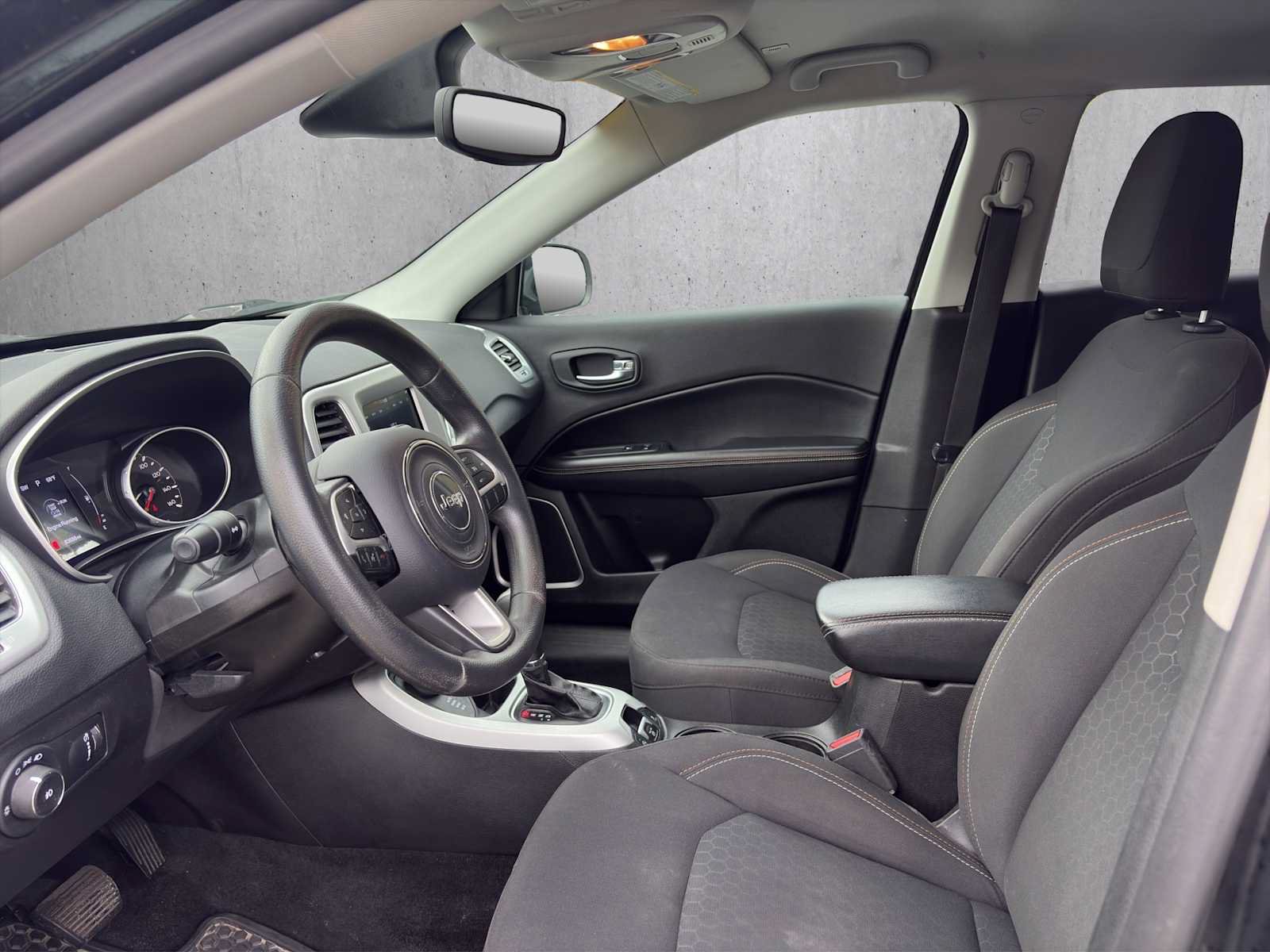 Used 2019 Jeep Compass Sport AWD/4WD image 11