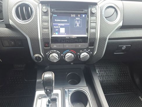Used 2015 Toyota Tundra SR5 w/ SR5 Upgrade Package image 33