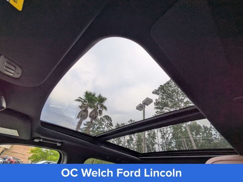 Certified 2024 Lincoln Navigator Reserve AWD/4WD image 13