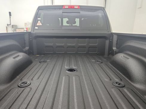 New 2026 RAM 2500 Tradesman AWD/4WD image 32