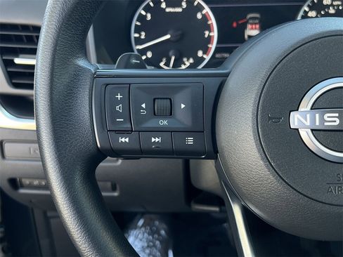 Certified 2023 Nissan Rogue S image 10