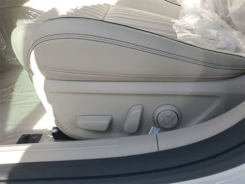 New 2026 Genesis G70 2.5T Prestige image 17