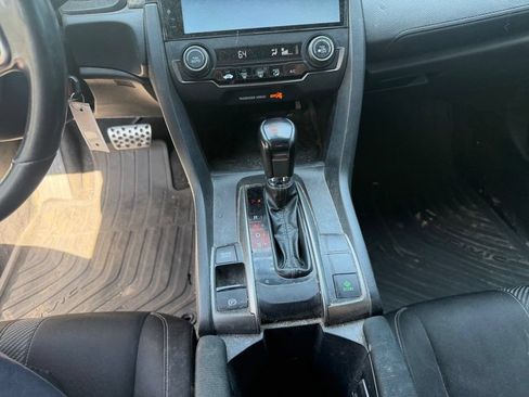 Used 2018 Honda Civic Sport image 23