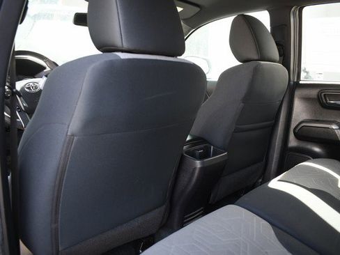 Certified 2023 Toyota Tacoma TRD Off-Road image 21