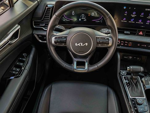 Certified 2025 Kia Sportage X-Line image 16