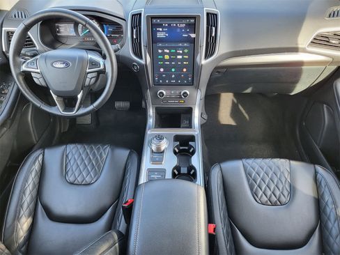 Used 2024 Ford Edge Titanium image 22
