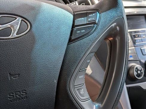Used 2014 Hyundai Sonata GLS image 13