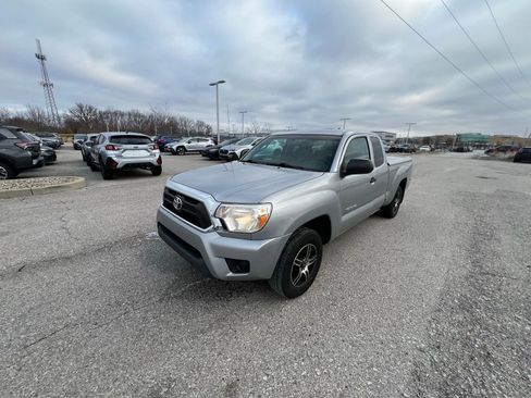 Used 2014 Toyota Tacoma 2WD Access Cab image 15