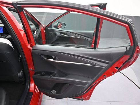 Used 2025 Toyota Camry SE FWD image 30