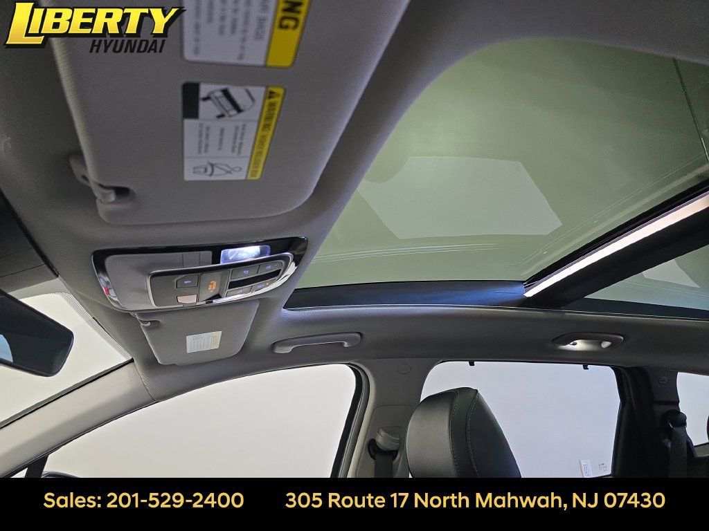Certified 2023 Hyundai Santa Fe SEL w/ Premium Package AWD/4WD image 22