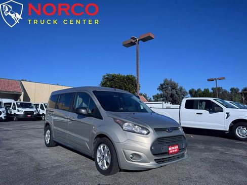 Used 2015 Ford Transit Connect XLT image 22