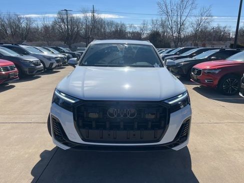 New 2026 Audi Q7 2.0T Premium AWD/4WD image 2