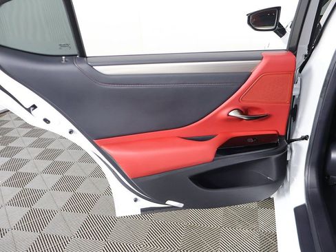 Used 2024 Lexus ES 350 F Sport w/ Technology Package image 27