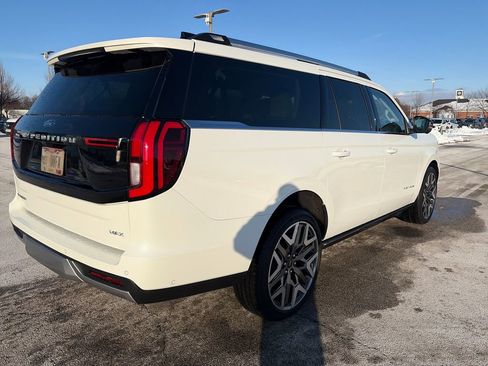 Used 2025 Ford Expedition Max Platinum w/ Platinum Ultimate Package image 10