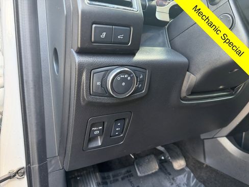 Used 2018 Ford Expedition Max Limited w/ Equipment Group 301A AWD/4WD image 21