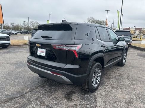 New 2026 Chevrolet Equinox LT image 3