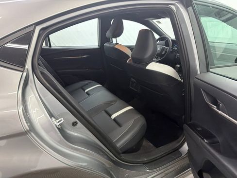 Used 2026 Toyota Camry SE w/ Convenience Package FWD image 16