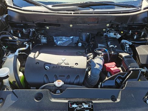 Used 2024 Mitsubishi Outlander Sport SE image 23