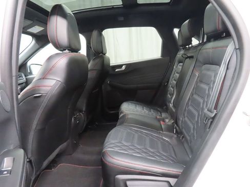 Used 2023 Ford Escape ST-Line Elite w/ Premium Technology Package AWD/4WD image 13