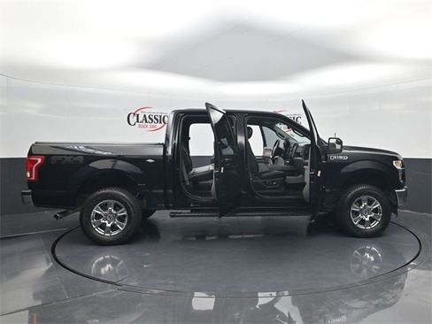 Used 2017 Ford F150 XLT w/ Equipment Group 302A Luxury image 36