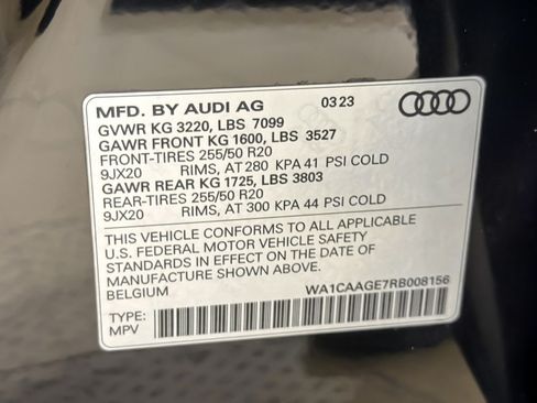 Used 2024 Audi Q8 e-tron Premium Plus w/ Premium Plus Package AWD/4WD image 27