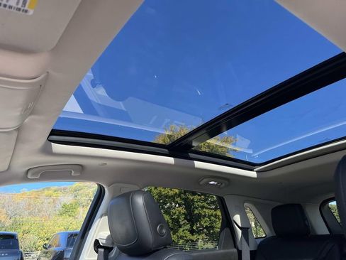 Used 2019 Cadillac XT5 Premium Luxury image 27