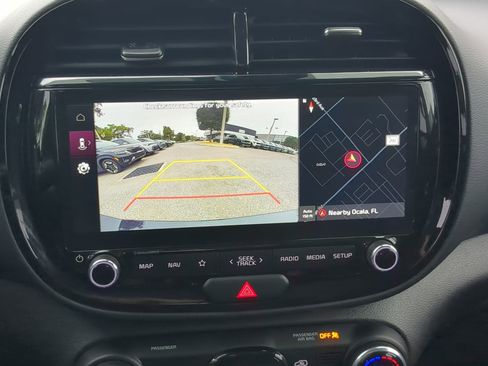 Certified 2025 Kia Soul GT-Line image 17