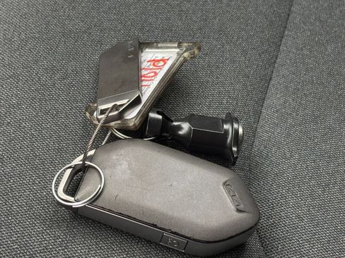 Used 2025 Kia K4 LXS image 25