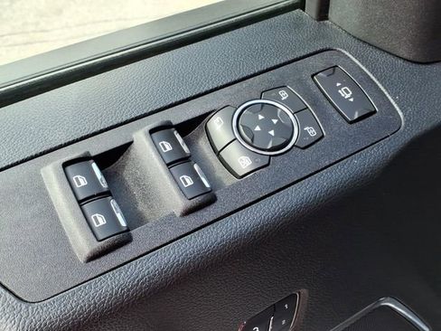 Used 2018 Ford F350 Lariat w/ Lariat Ultimate Package AWD/4WD image 24
