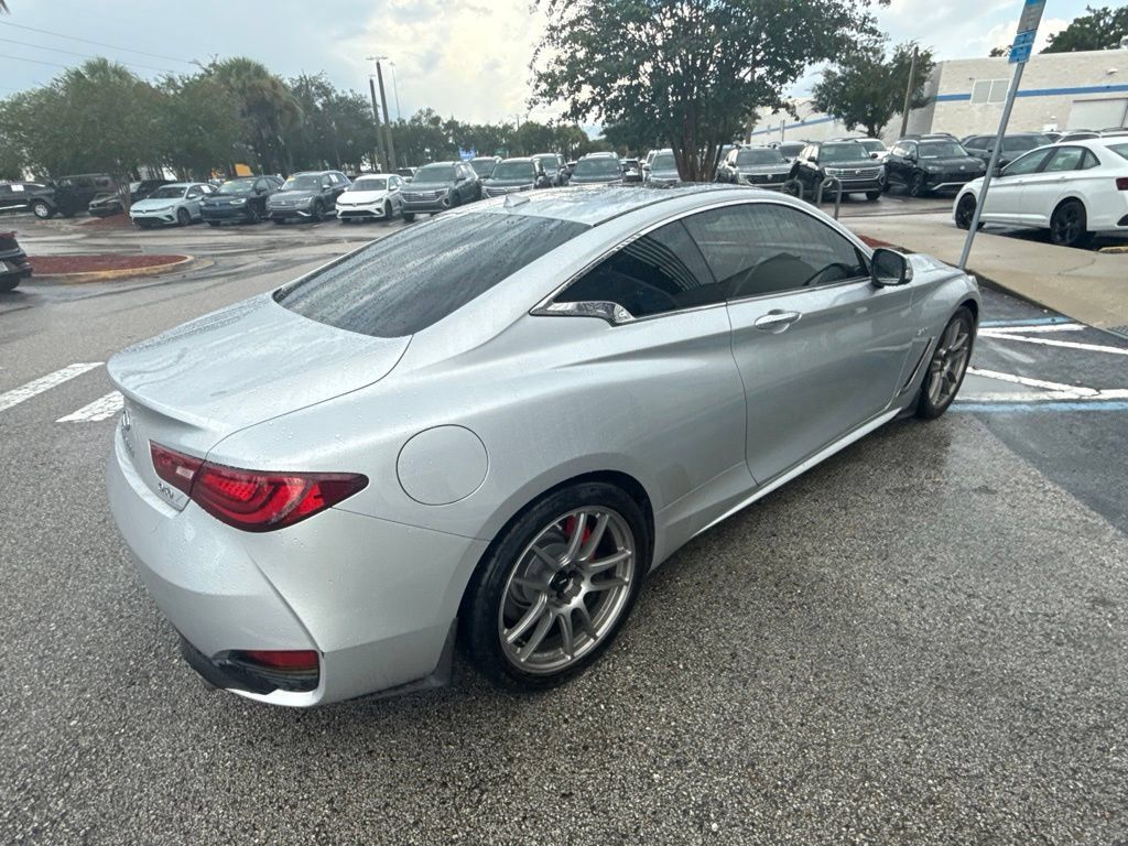 Used 2019 INFINITI Q60 3.0t Luxe w/ Cargo Package RWD image 8