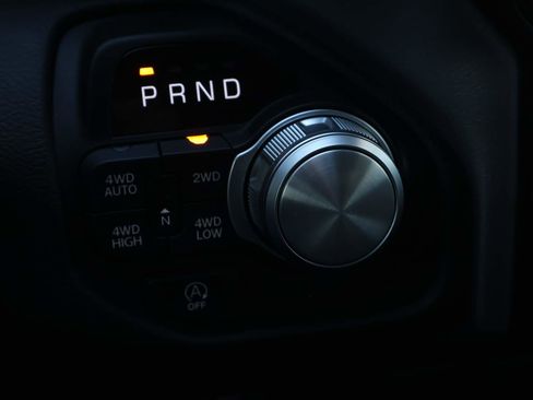 Used 2025 RAM 1500 Laramie image 18