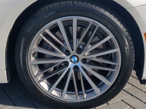 Used 2018 BMW 540i image 12