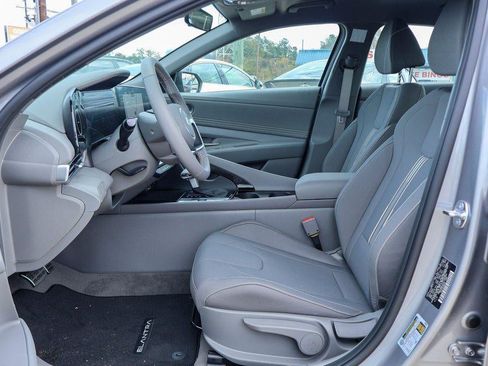 New 2026 Hyundai Elantra Sport image 7