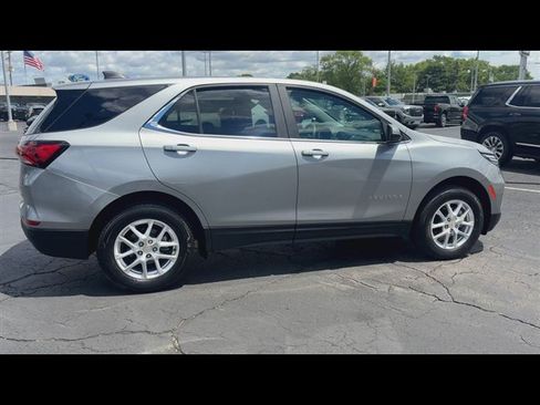 Certified 2024 Chevrolet Equinox LT AWD/4WD image 9