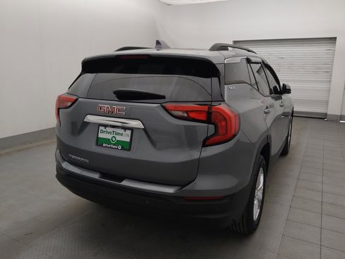 Used 2019 GMC Terrain SLE w/ Driver Convenience Package FWD image 9