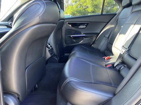Used 2022 Mercedes-Benz C 300 Sedan w/ Exclusive Trim Package image 12