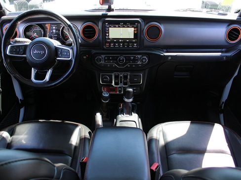 Used 2021 Jeep Gladiator Mojave AWD/4WD image 13