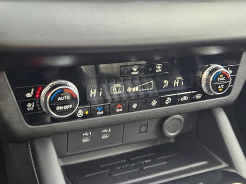 New 2026 Mitsubishi Outlander SEL image 26