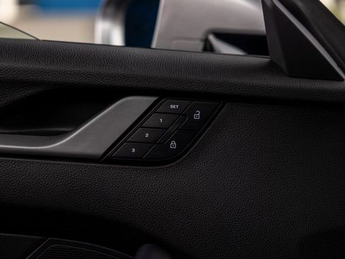 Used 2025 Porsche 911 Carrera image 35