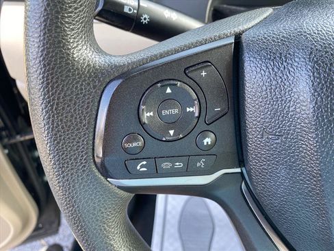 Used 2019 Honda Pilot LX image 16