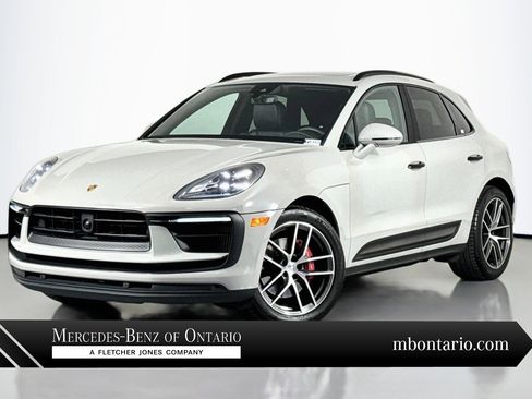 Used 2023 Porsche Macan S AWD/4WD image 1