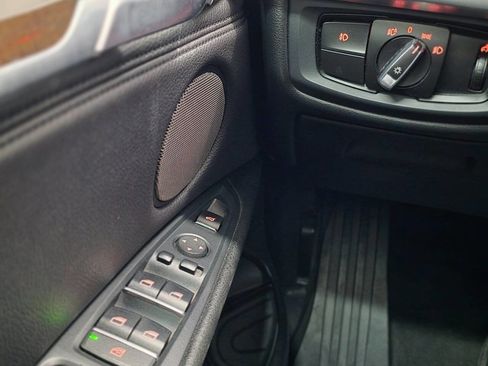 Used 2014 BMW X5 xDrive50i image 21