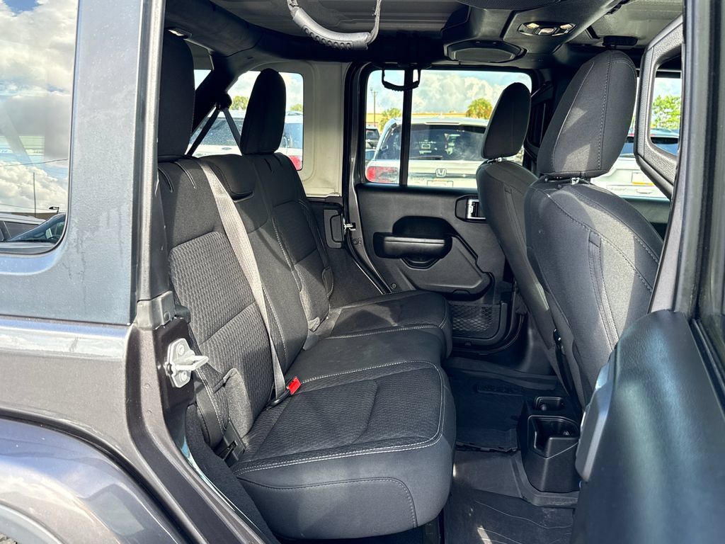Used 2021 Jeep Wrangler Unlimited Sport AWD/4WD image 22