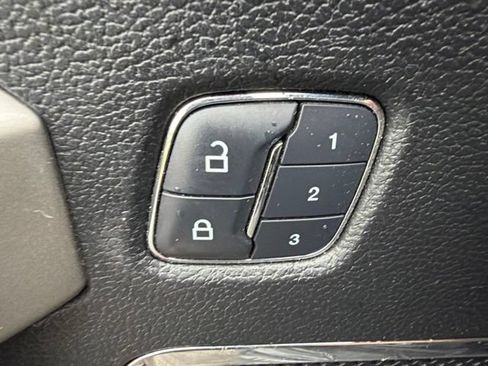 Used 2017 Ford F150 Lariat AWD/4WD image 22