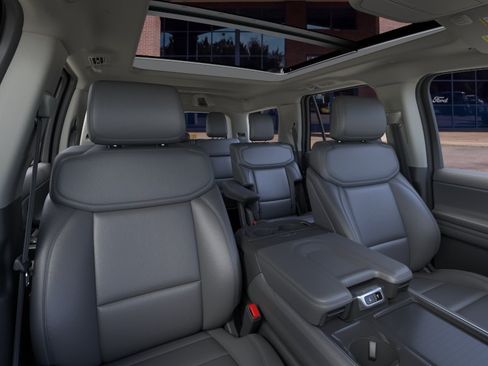 New 2026 Ford Expedition Active AWD/4WD image 10