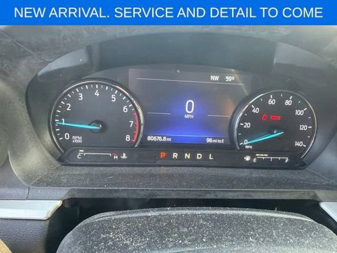 Used 2022 Ford Explorer XLT w/ Equipment Group 202A AWD/4WD image 12